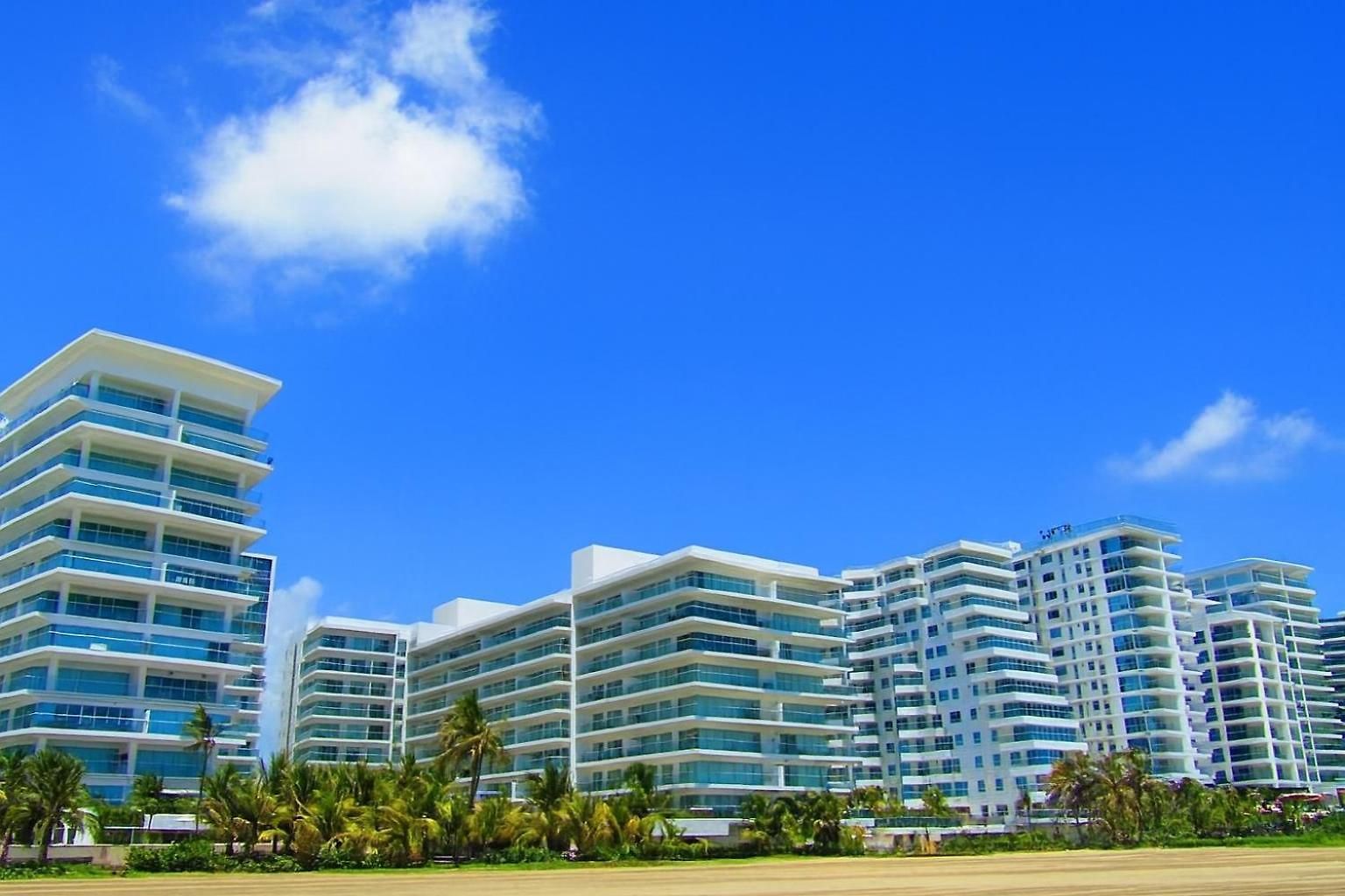 Extraordinario!! Salida Directa Playa Morros Apartamento