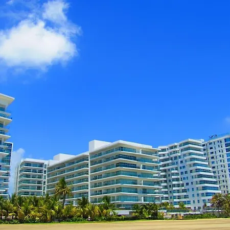 Extraordinario!! Salida Directa Playa Morros Apartamento